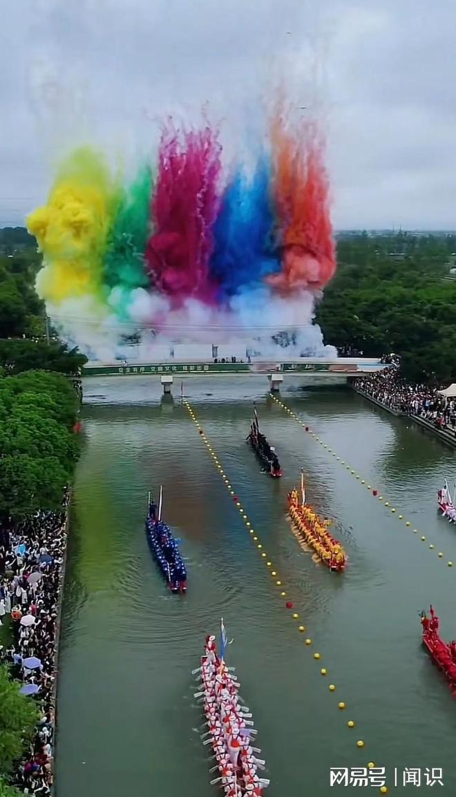 ：大摆龙舟宴记入族谱三千万买新船电子pg猎德村“洋人扒龙舟”后续(图25)