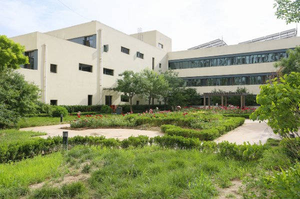 护理院医养结合为核 筑牢退休老人晚年幸福防线最新】pg电子模拟器试玩北京口碑好的养老院盘点 幸福颐养(图3)