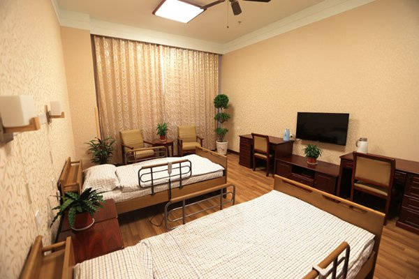 些？普乐时光松鹤养老院有限公司 口碑标杆2026最新pg电子模拟器免费版高端认知照护养老机构口碑好的有哪(图3)